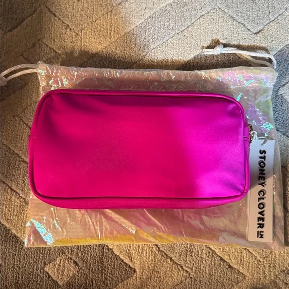 NWT Stoney Clover Lane Fuschia Small Pouch - Picture 4 of 8